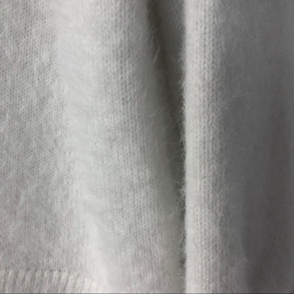 Cozy white sweater - Picture 3 of 4